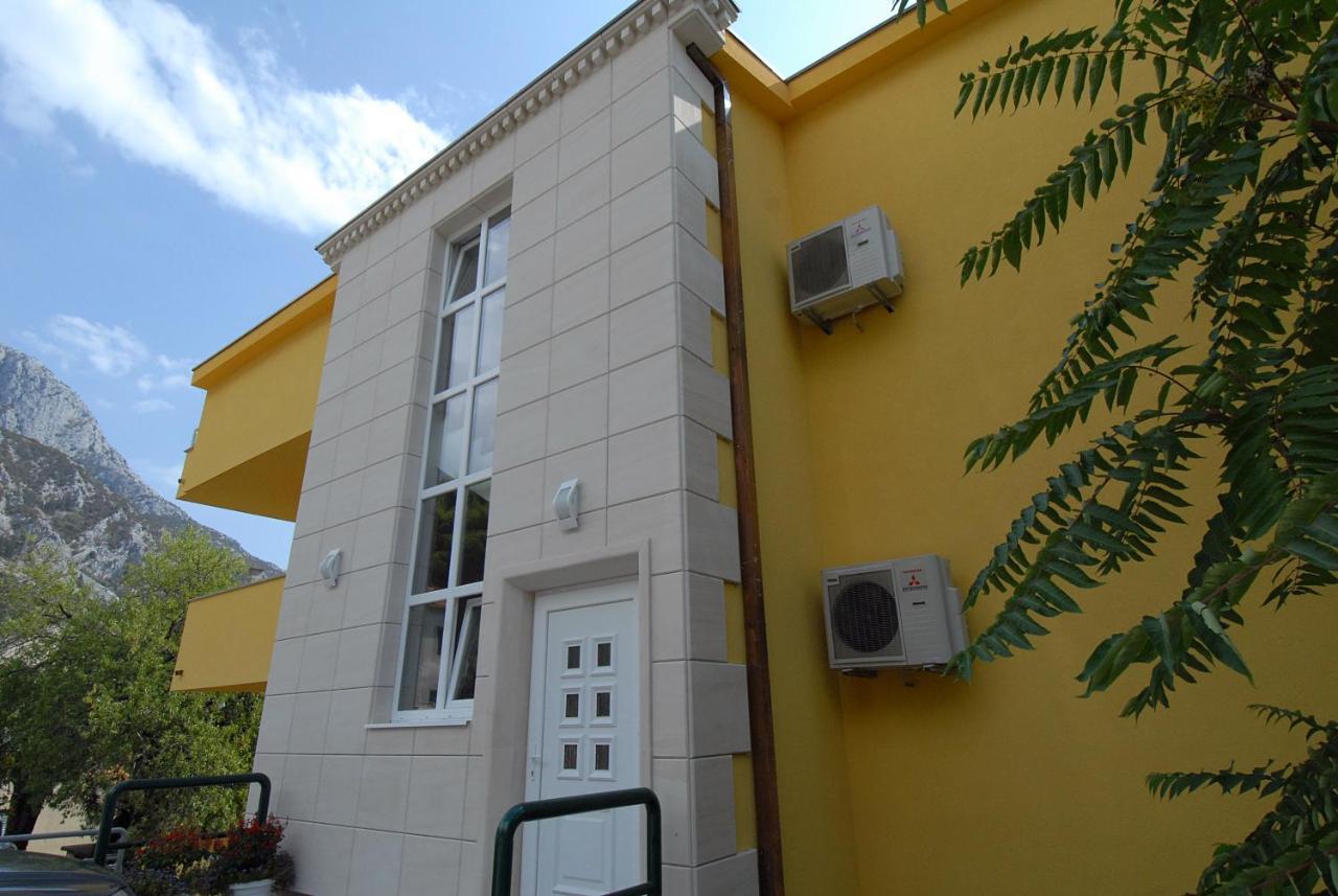 Apartments Vesna กราดัซ ภายนอก รูปภาพ