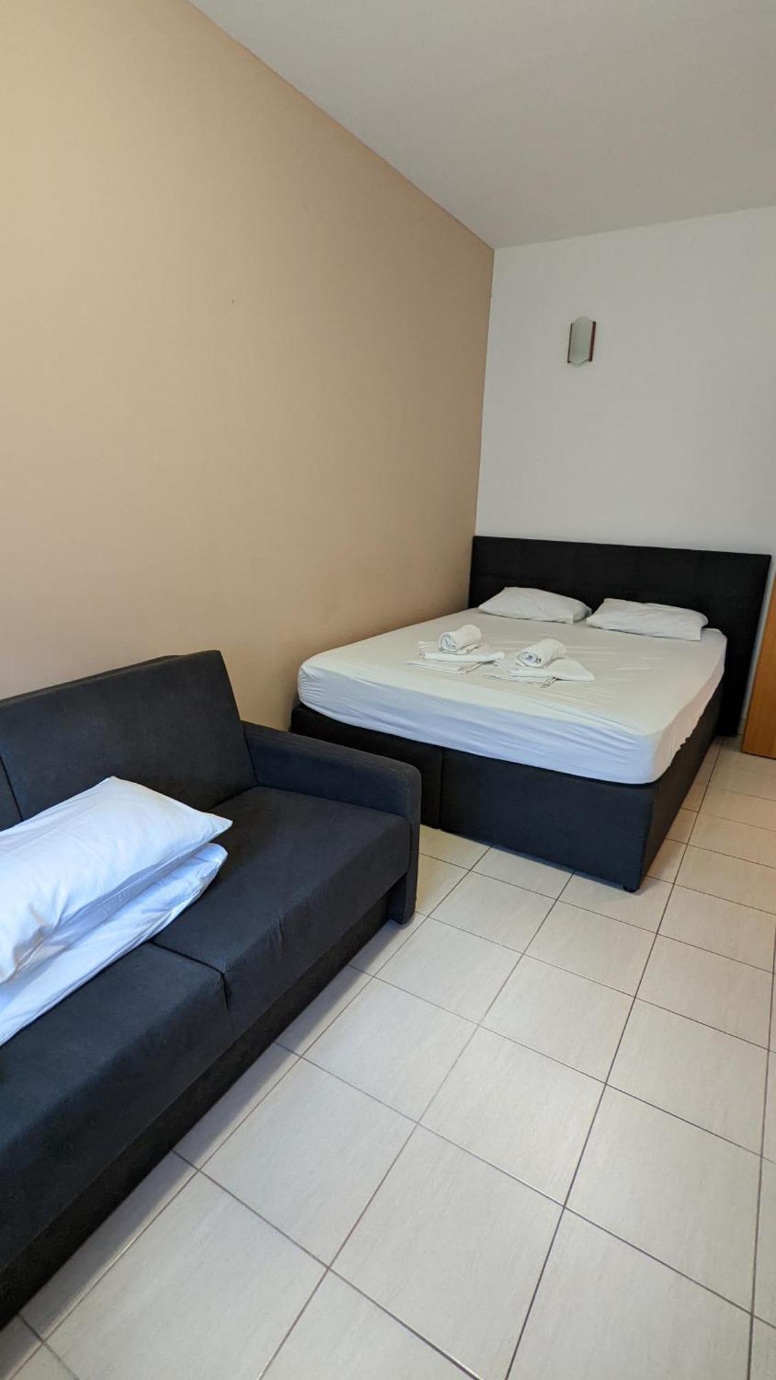 Apartments Vesna กราดัซ ห้อง รูปภาพ
